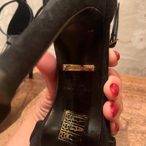 ***SOLD****Roberto Cavalli pumps.  Authentic. - Picture 3 of 6